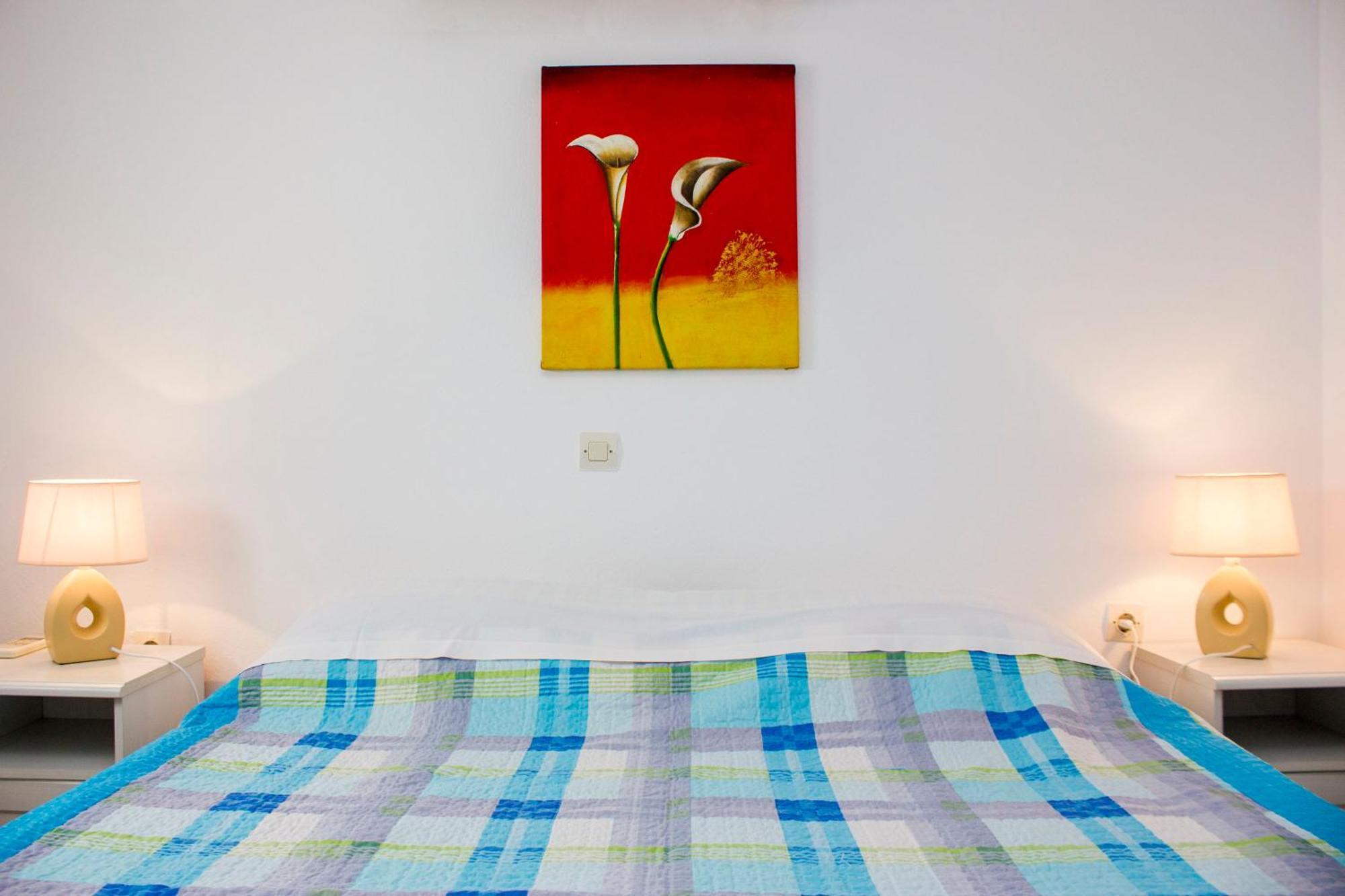 Gelos House Ornos  Room photo
